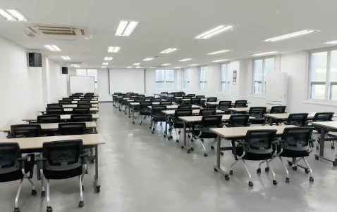 classroom img